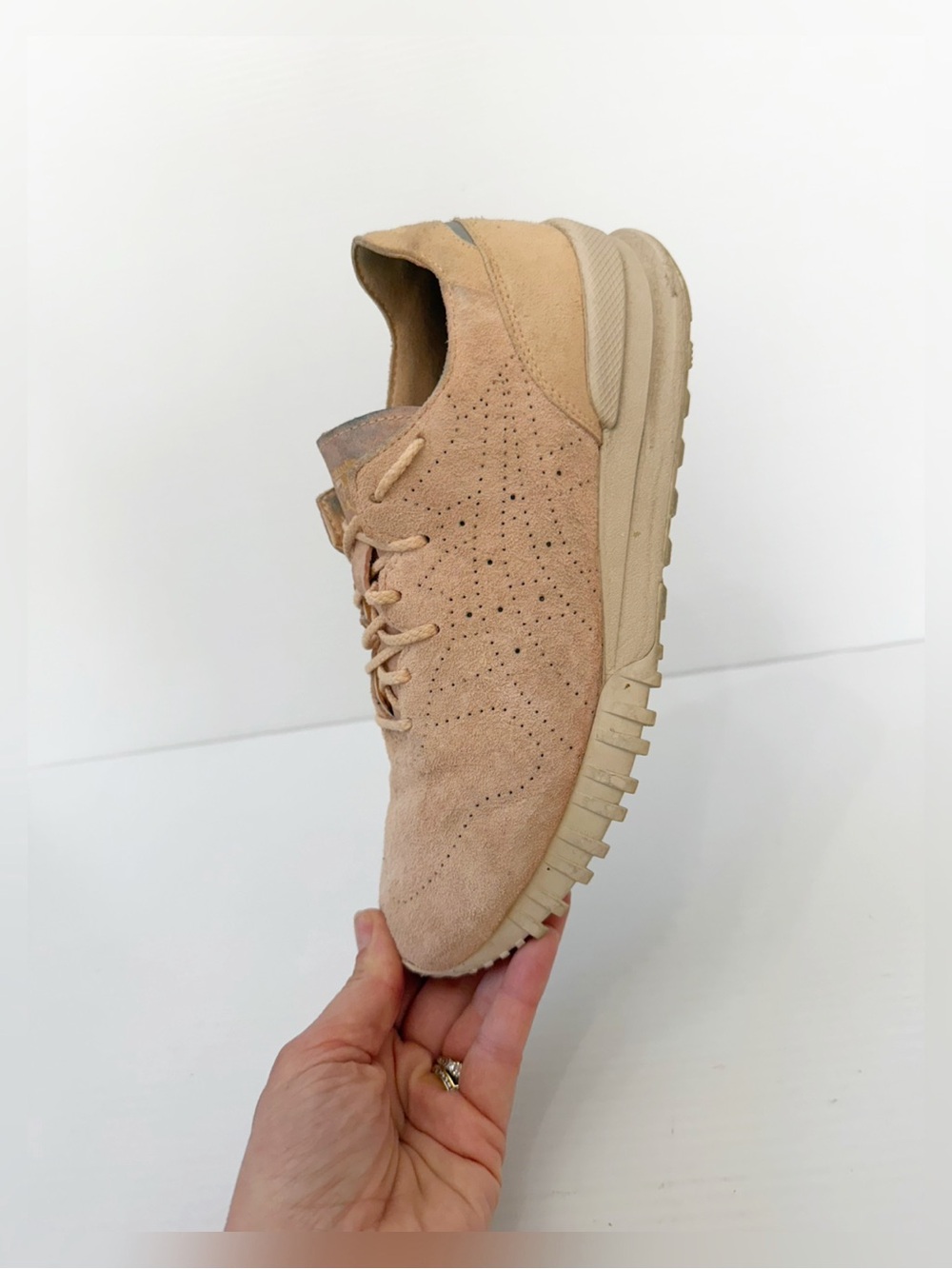 Asics - Onitsuka Tiger Samsara Lo Sneakers - Apricot Suede - 6 - Picture 2 of 15